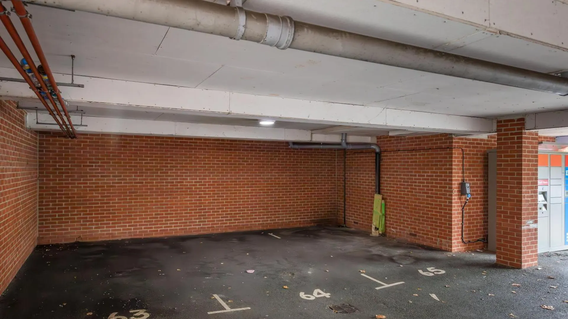 Apartment Spacious Heathrow 2-Bed With Central London Access - Free Parking Feltham